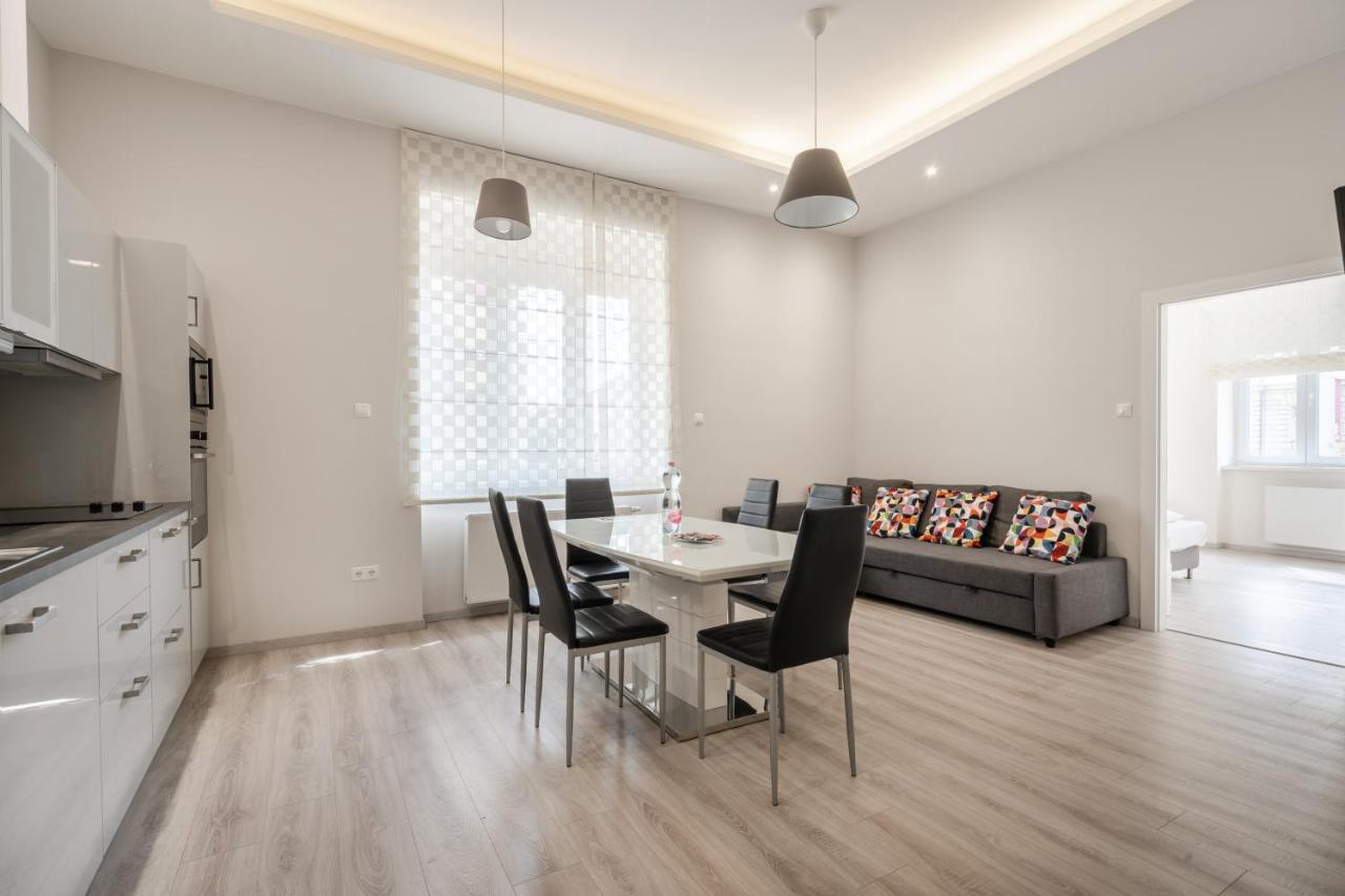 Cascade Corvin Apartment Budapest Exterior photo